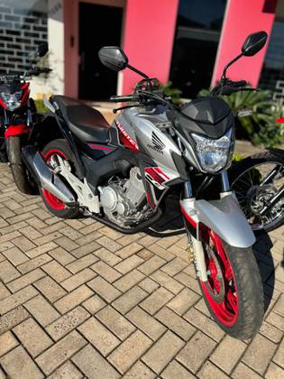 HONDA CB TWISTER 